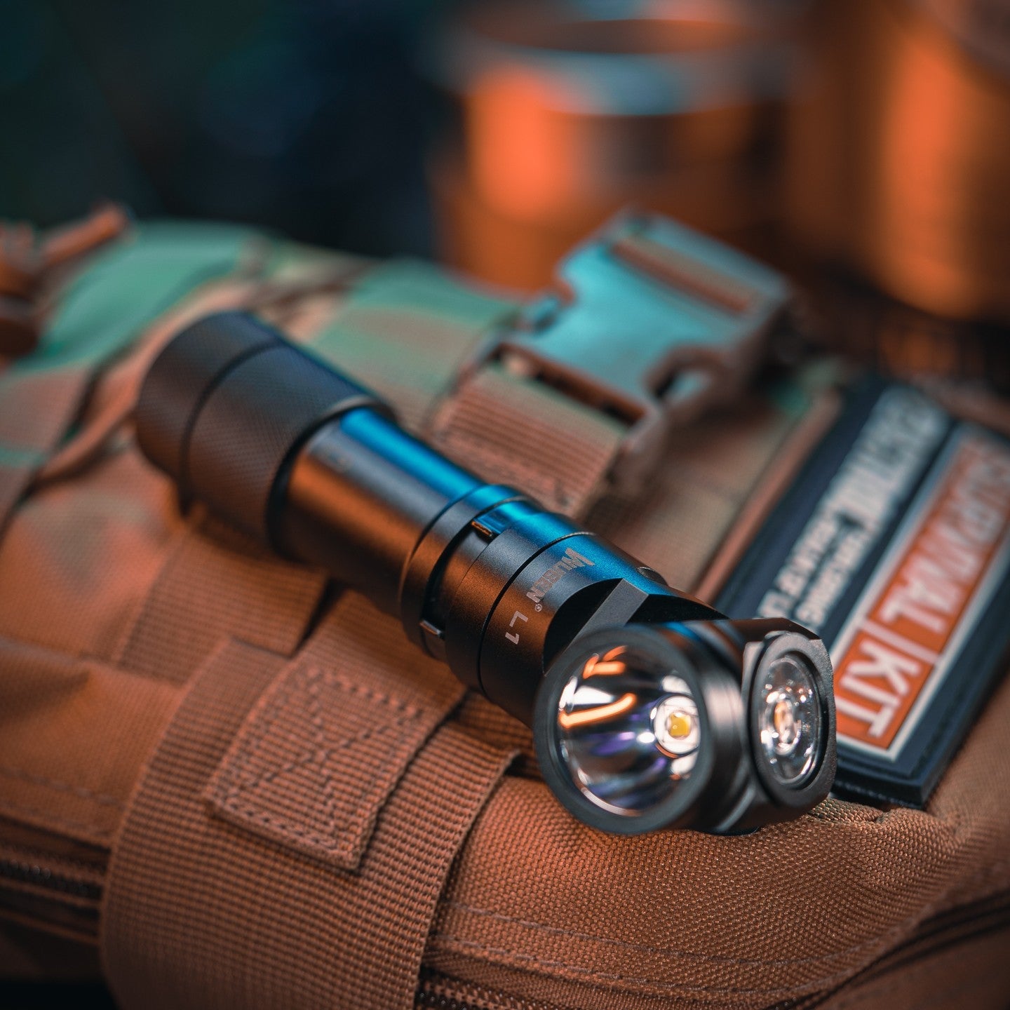 L1 2000 Lumens Flashlight - Dual Light Sources Flashlight with 180° Rotating Head