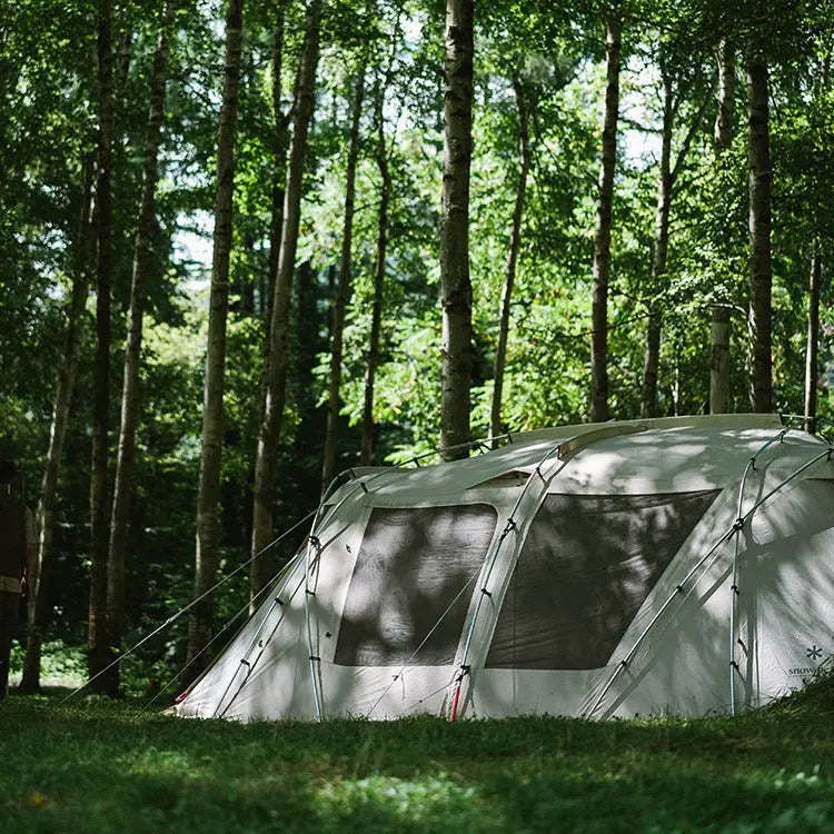 Land Lock Ivory -Â Snow Peak