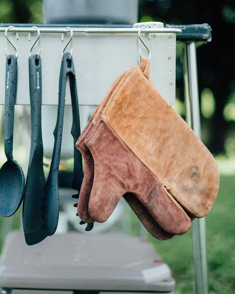 Camper Mittens - Snow Peak