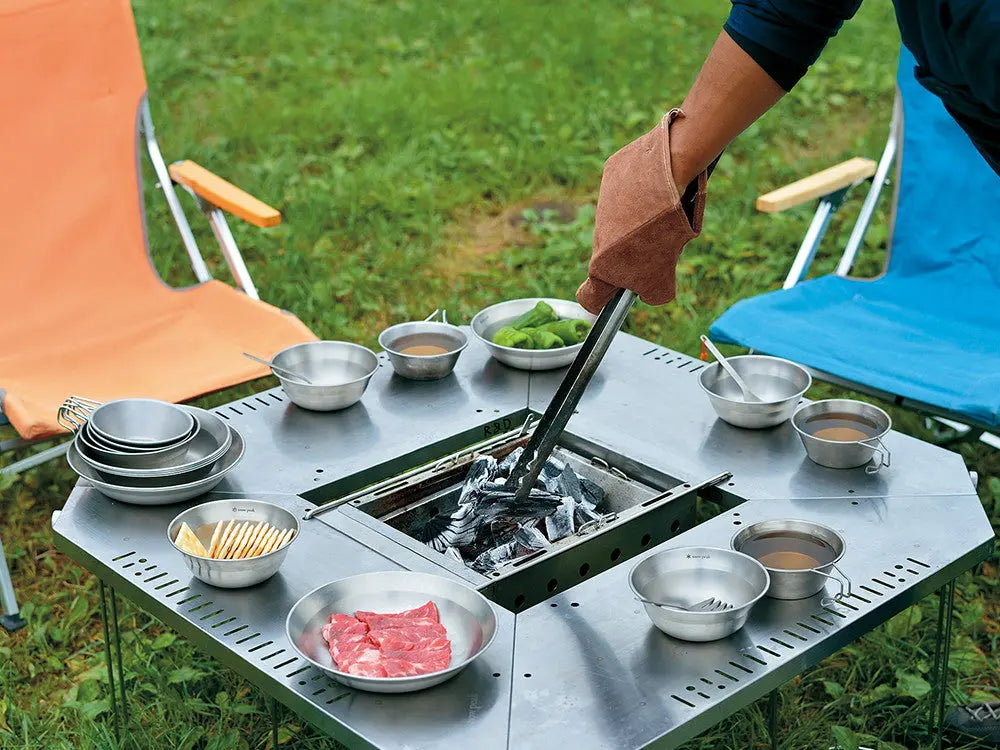 Camper Mittens - Snow Peak