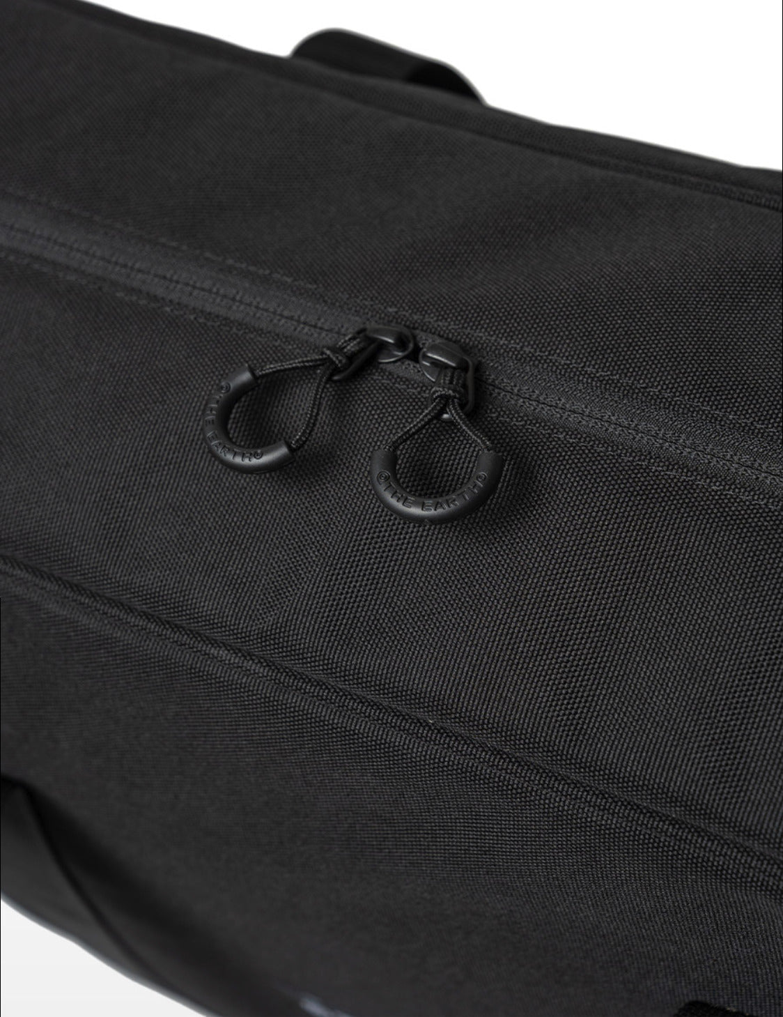 Paired YKK zipper pulls on the black CORDURA FD Chair Case