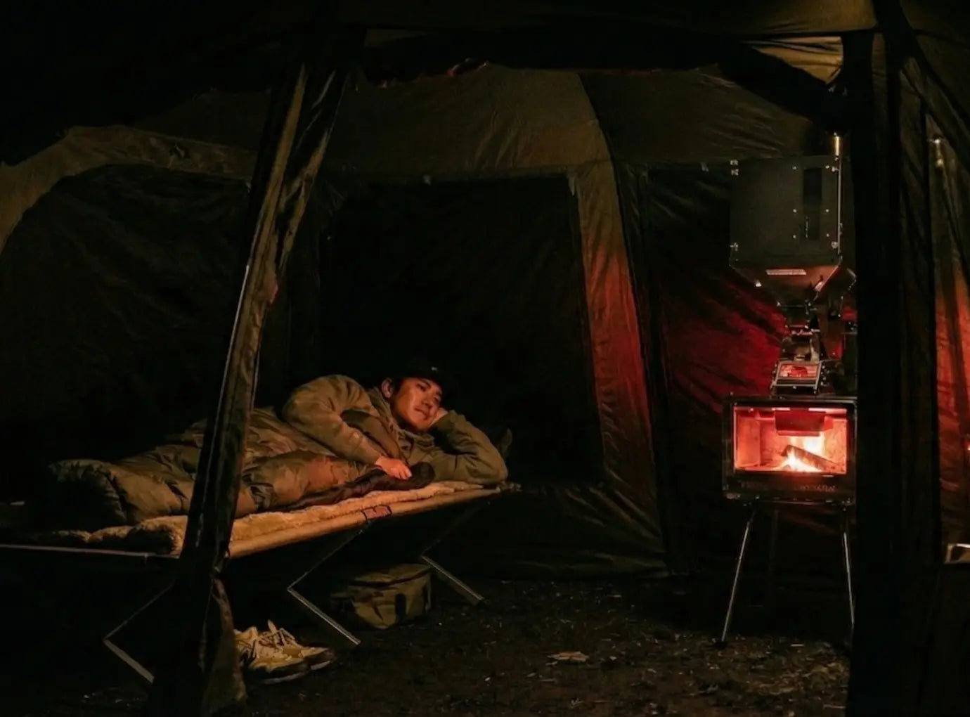 The End of the '3 AM Freeze' : How to Automate Your Tent Fire Without Electricity - BIGTENT