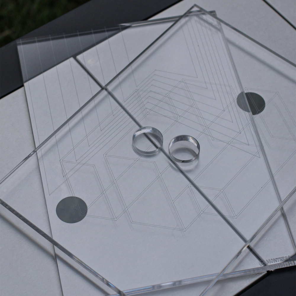 IGT Acrylic Top Panel 1 Unit Tesseract