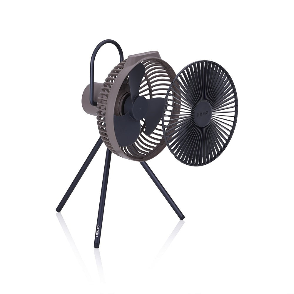 Front safety cage detached from the V600+ fan for rinsing under water