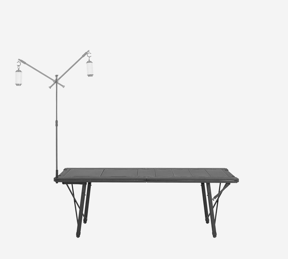 BUENOFE IGT Lantern Hanger installation step 4: rendering of both extension poles fanned out from the center bracket, each hanging a lantern above the table.