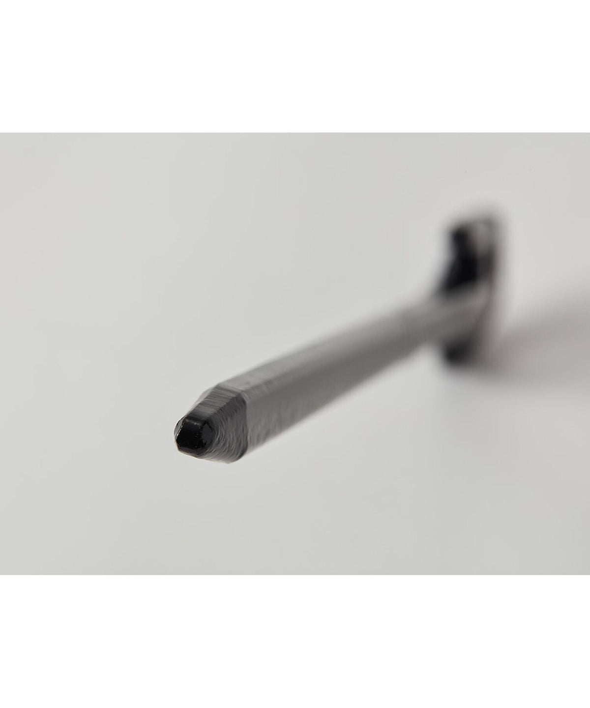 Solid Stake Delta, angled view of the head and shaft